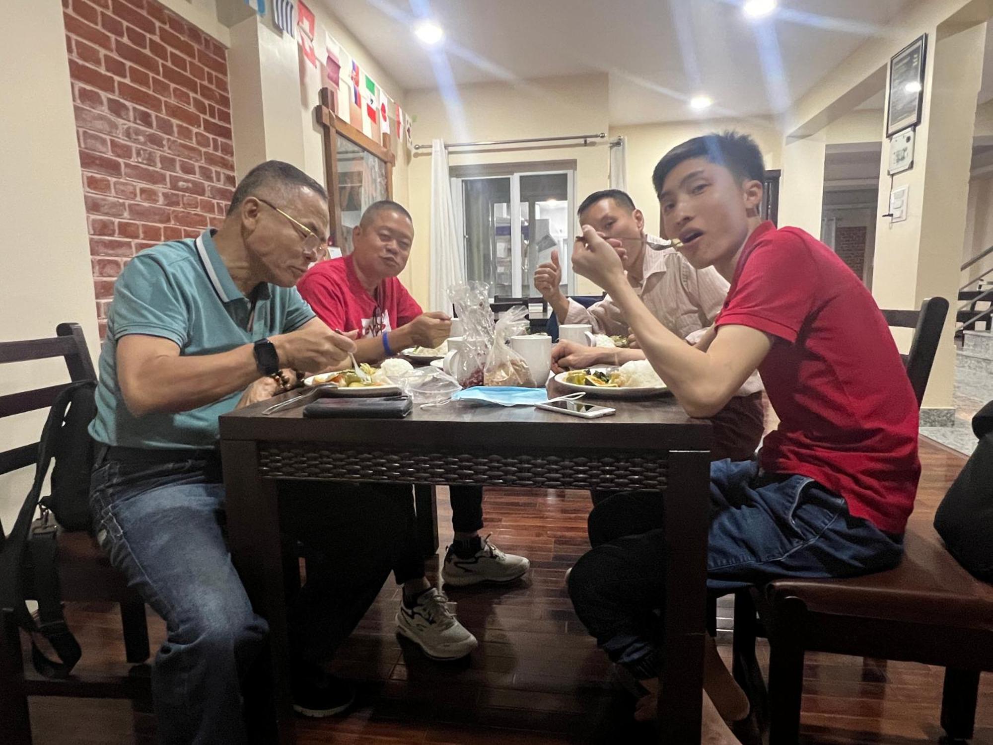 加德满都 波光粼粼龟背包客旅馆旅舍 外观 照片