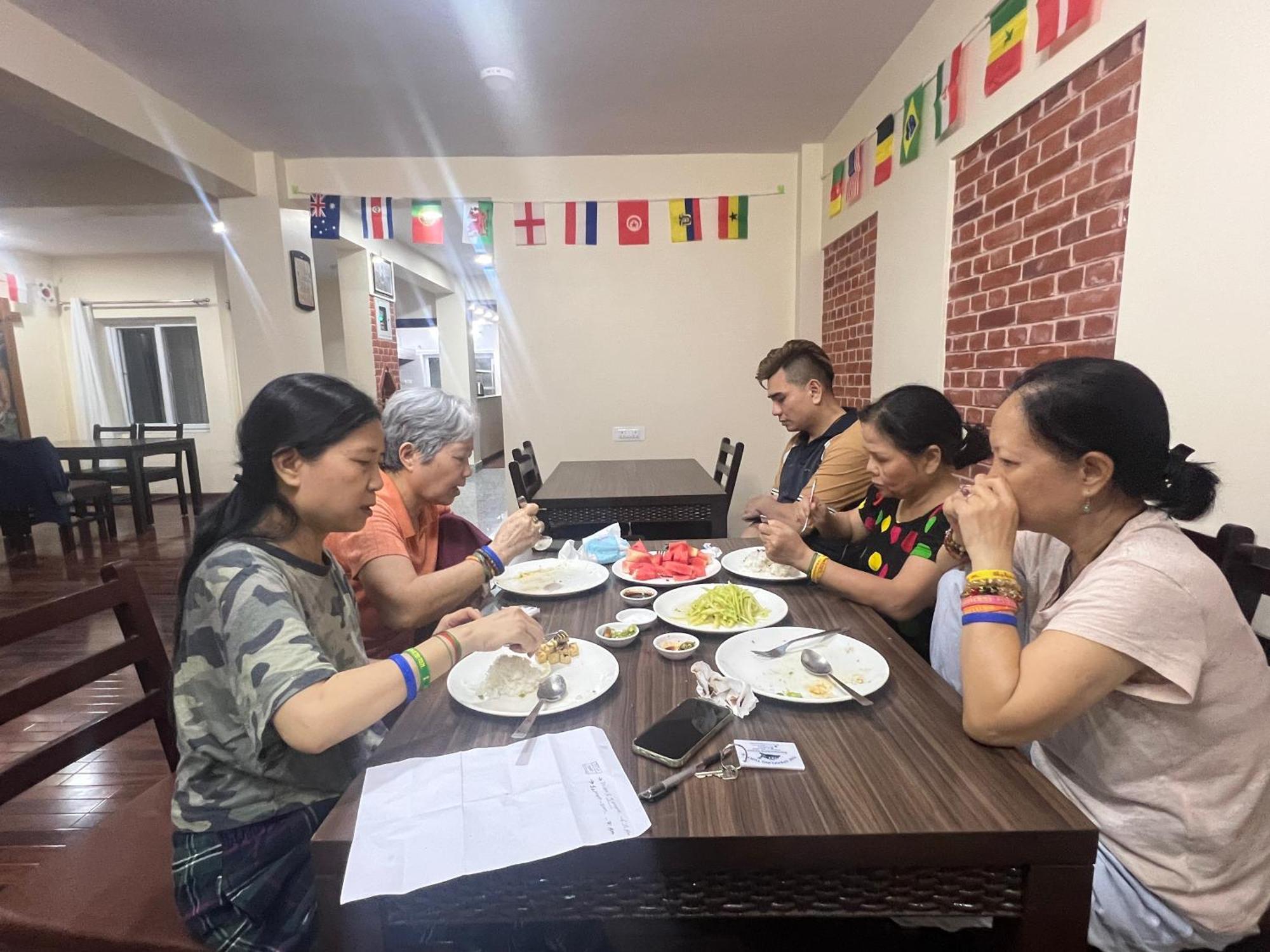 加德满都 波光粼粼龟背包客旅馆旅舍 外观 照片